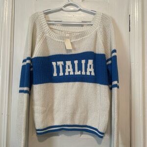 Aeropostale Women's White and Blue Scoop Neck Sweater